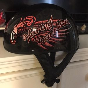 Women’s Harley Davidson helmet